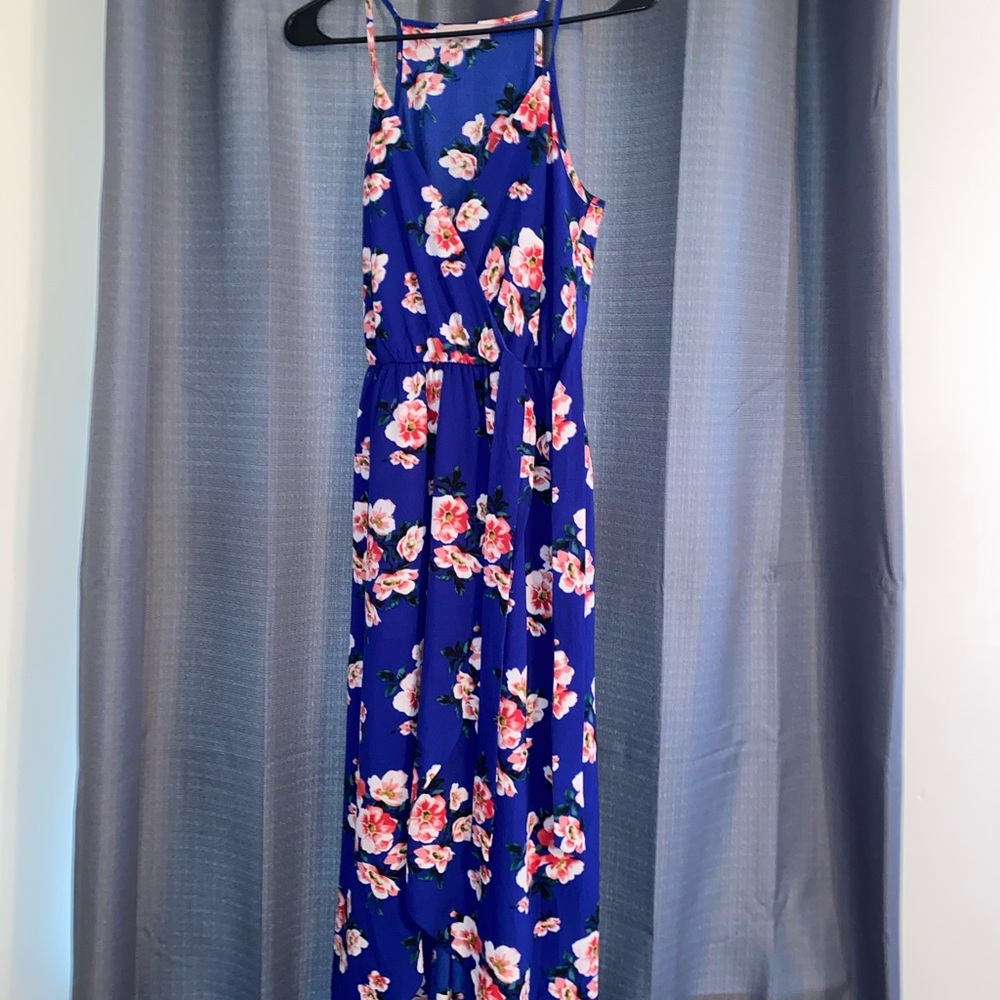 ⚠️SOLD Blue Floral High-Low Dress 💙